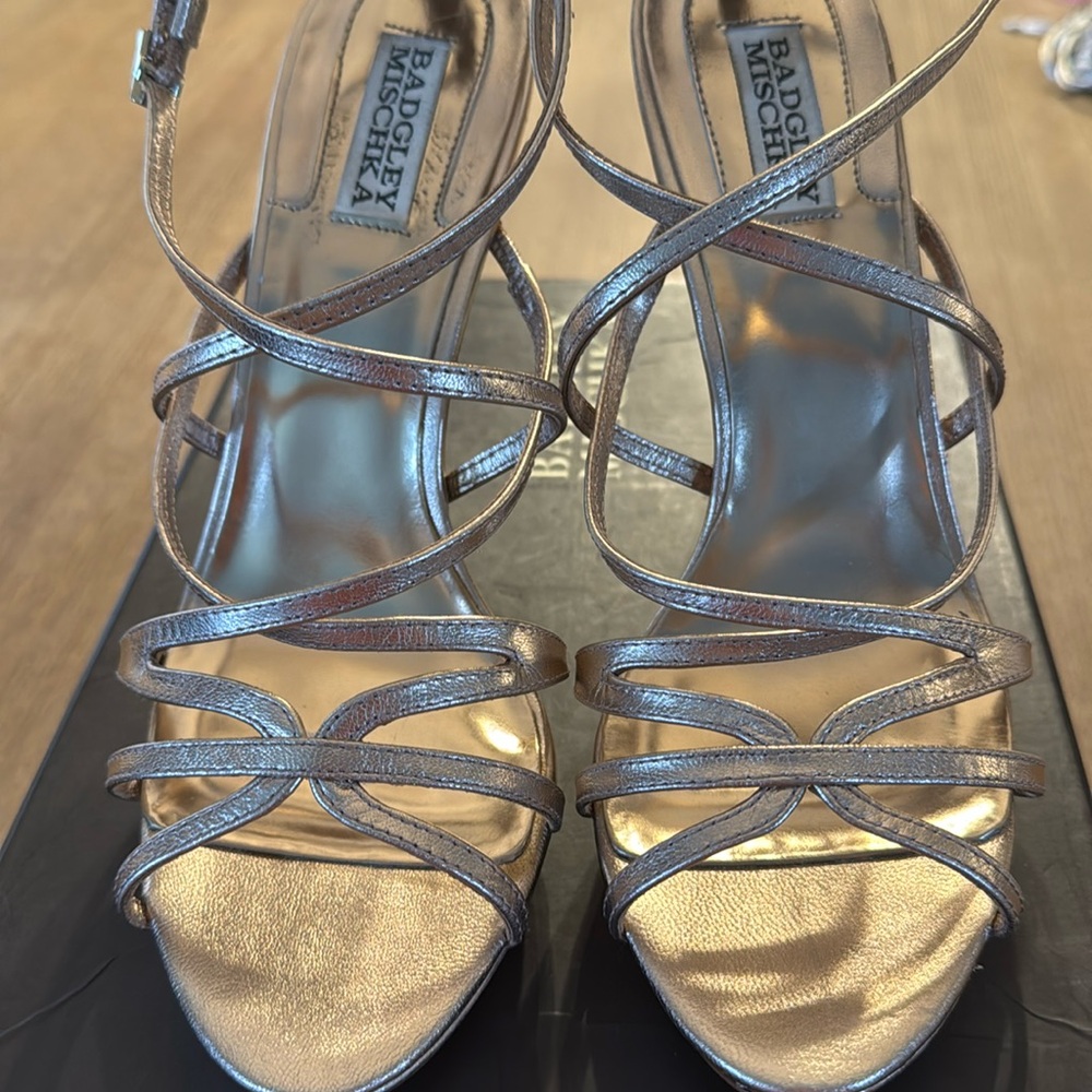 In box, Badgley Mischka Adonis ll sandals in rose gold leather size 10. Like new